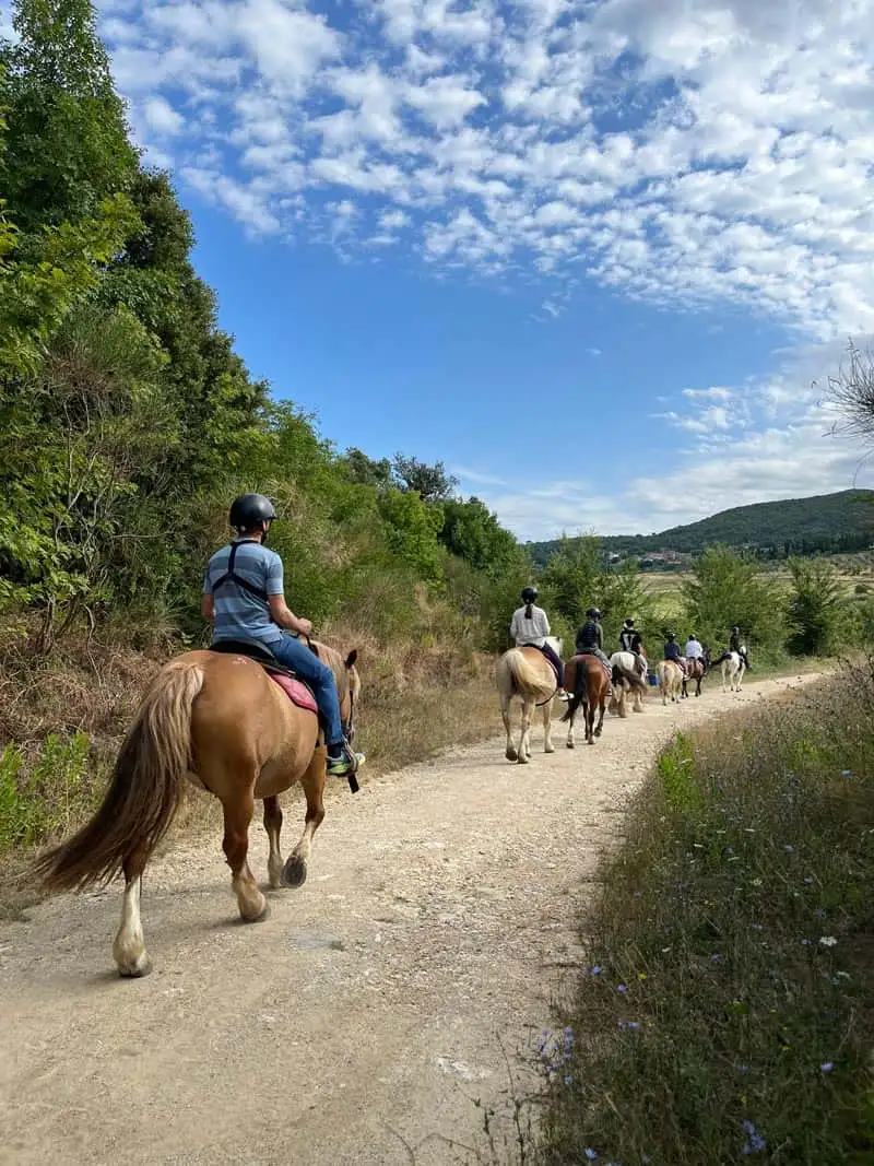 horse.riding.tour.montaione